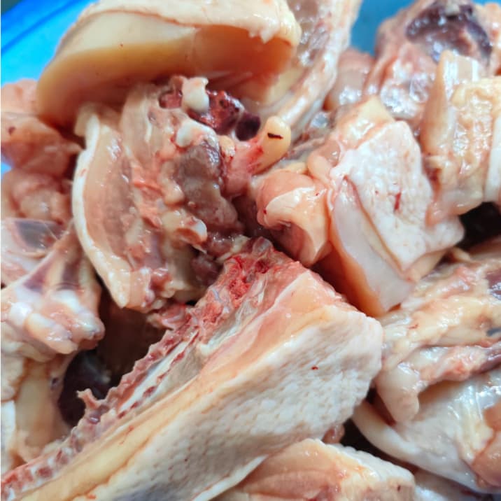 Punggung Ayam 1kg - Tulang Untuk Kaldu Sop Ayam - foto 2